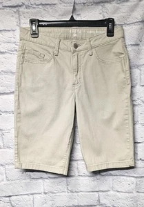 RIDERS BY LEE 6 M BEIGE MIDRISE BERMUDA LIGHT JEAN POCKET SHORTS - Picture 1 of 18