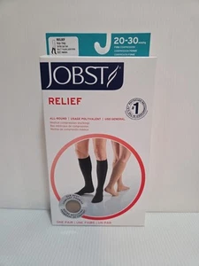 Calcetines de compresión firmes negros Jobst Relief 20-30 mmhg. 1 par de tomografías computarizadas medianas de rodilla - Imagen 1 de 4