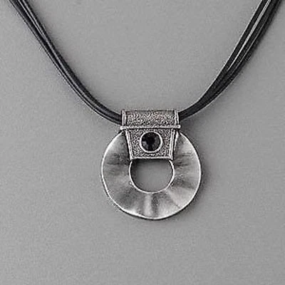 Collar colgante de peltre envejecido de 16-18" Foto 1 de 2