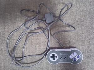 Hyperkin "Scout" Premium SNES Controller for Super Nintendo, RetroN 2 & RetroN 3 - Picture 1 of 3