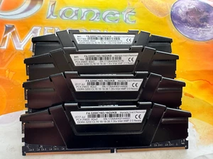 LOT PC4-25600 32GB (4x8GB) DDR4 3200MHz Desktop Gaming Memory F4-3200C16D-16GVKB - Picture 1 of 3