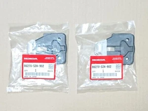 OEM Genuine Honda S2000 AP1 AP2 F20C F22C1 Hardtop Striker 86270-S2A-902 2pcs - Picture 1 of 20