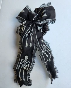 Halloween Esqueleto Arco Negro Árbol Topper Corona Decoración - Imagen 1 de 4