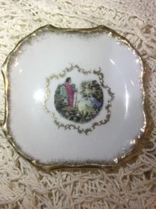 Kleine Vintage BIENENSTOCK Royal Romance Schmuck Schale oder Untersetzer mit Goldrand 3 3/4" - Bild 1 von 4