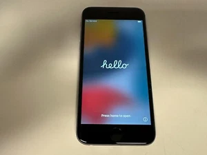 Apple iPhone 6s - 32 GB - Space Gray (Unlocked)(MN1M2LL/A) (A1688) (CDMA + GSM) - Afbeelding 1 van 9