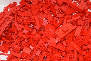200 rote Lego Stücke Steine Platten Fliesen Hänge Spezialteile Bulk Lot - Bild 1 von 2