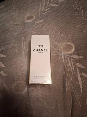 Chanel °5 Le Bain Moussant The Foaming Bath 6,8 oz 200 ml Foto 1 de 4