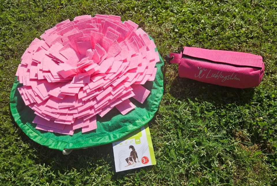 Hunde Schnüffelteppich 45cm + Futterbeutel Trainingsdummy Lieblingswau pink Hund - Bild 1 von 1