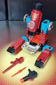 Vintage Hasbro Transformers G1 Autobot Scientist Perceptor Near Complete - Picture 1 of 10