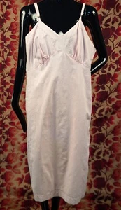 ITALIAN VINTAGE 1940’S PALE PINK SLIP W SCALLOP DETAIL - Picture 1 of 7