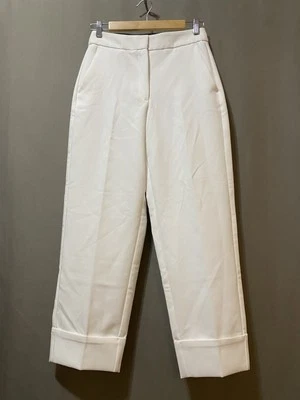 Pantalones cortos nuevos sin etiquetas ZARA para mujer con cremallera frontal tiro alto elásticos puño de rayón dobladillo talla XS blancos Foto 1 de 4