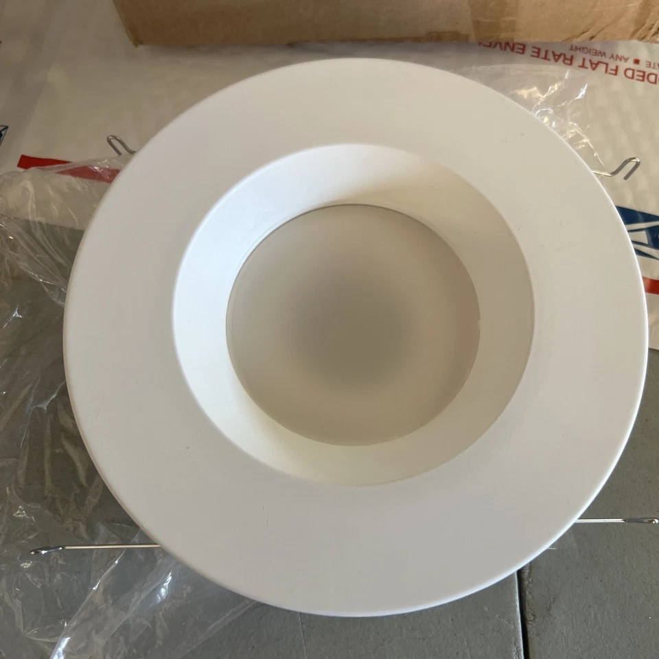 2x Sylvania 5-6" LED Recessed Light Kits 2700K E26 Base Dimmable New - Image 1 of 3
