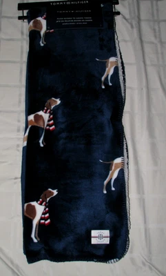 TOMMY HILFIGER Plush Poly/ Sherpa Throw/ Blanket  50" x 70"  (Dog, Hound, Beagle - Image 1 of 4