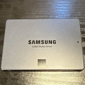 Samsung 870 QVO 1TB 2.5" SATA SSD Solid State Drive – Fast Reliable Working - Picture 1 of 2