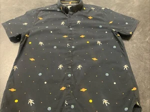 Camisa Denim & Flower Ricky Singh Joven Para Hombre Negra Estampado Espacial S/S Abotonada Talla L - Imagen 1 de 10