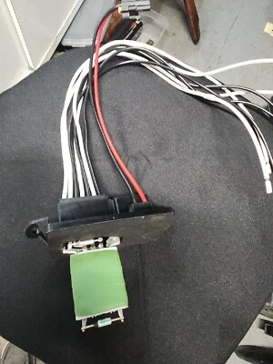 Chevy Silverado 1500 HD 2005 2006 Blower Motor Resistor Kit Front With Harness - Image 1 of 4