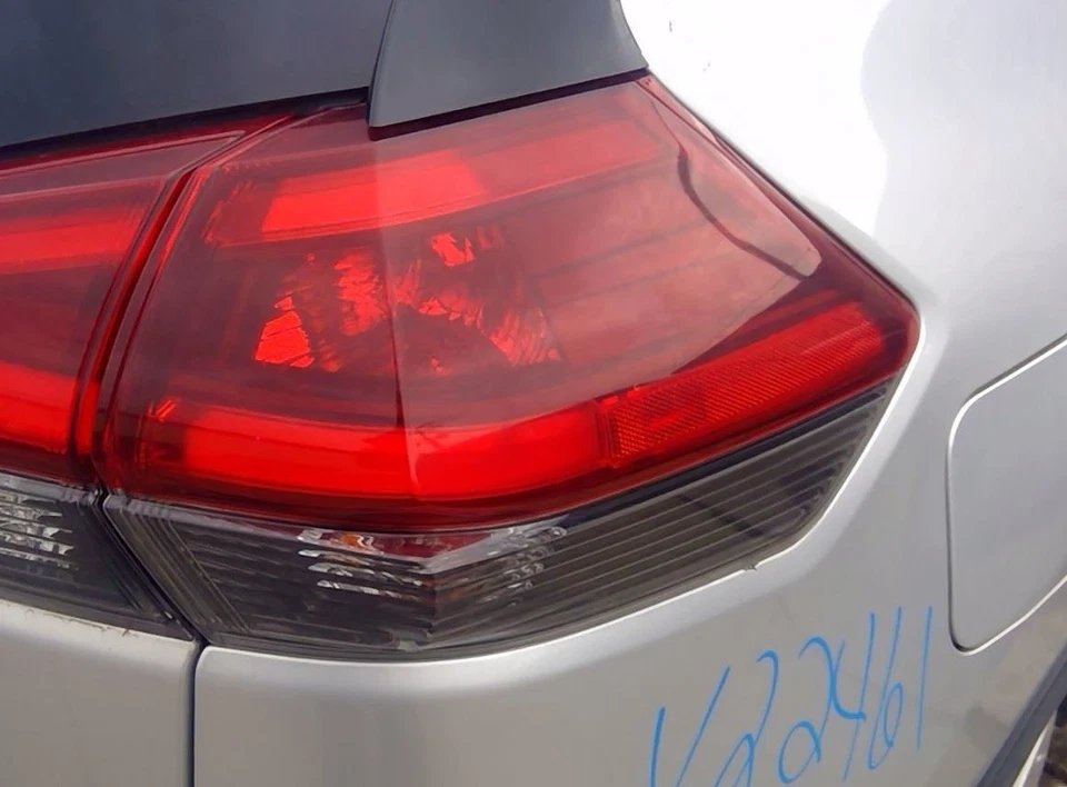 Nissan Rogue Passenger Right Tail Light Lamp Quarter Panel Mounted 2017-2020 - Image 1 of 4