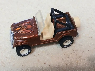 Buje Jeep CJ-7 marrón Hot Wheels Real Riders blanco ver fotos y descripción. Foto 1 de 4