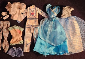 Lote de 10 Piezas de Ropa y Accesorios Barbie o Como Barbie *Mejor eBay* - Imagen 1 de 3