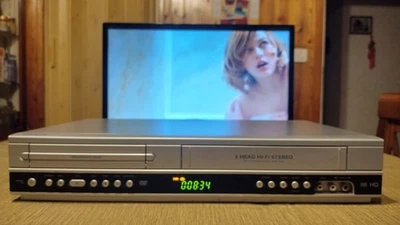 PHILIPS DVP-3350 COMBO VHS DVD 6 TESTINE STEREO CON TELECOMANDO  ORIGINALE  - Immagine 1 di 4