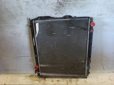 Radiador Toyota Tundra 2000 4,7 L AT 12183419 Foto 1 de 4