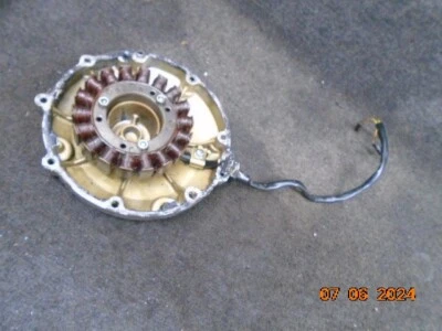 Kawasaki Vulcan 1500 1998 98 VN1500A 88 Ochenta y ocho alternador estator y cubierta Foto 1 de 4