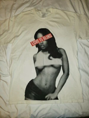 Castles In The Sky Love Is Blind Shirt Size Medium Foto 1 de 3