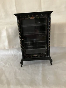 INCREÍBLE Casa de Muñecas Asiática Etergere De Colección - Negra con Estantes y Diseño Pintado - Imagen 1 de 5