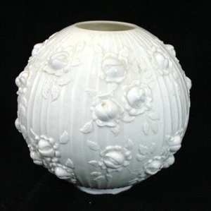 Large Fenton Cabbage Rose White Milk Glass Lamp Hurricane 10" d x 9 5/8" h - Picture 1 of 10
