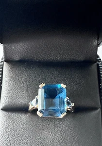 Custom 14k YG 11 x 13mm Emerald w Trillion Cut London Blue Topaz Cocktail Ring - Picture 1 of 17