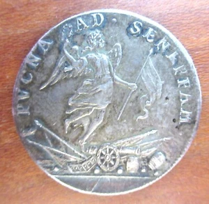 FRANCE- 1674-FLANDERS-BATTLE OF SENEFFE -LOUIS XIV -SILVERED JETON-VERY RARE - Picture 1 of 2