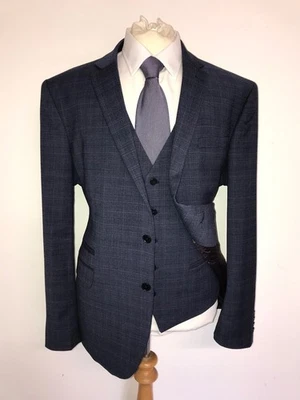 TED BAKER - Mens Slim Fit 3 Piece BLUE WOOL SUIT - 46 Reg - W40 L31 - GORGEOUS - Image 1 of 4