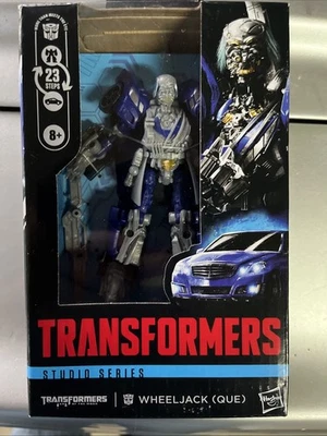Transformers Studio Series Dark of the Moon - Wheeljack ( Que ) - Deluxe Figure - Image 1 of 3