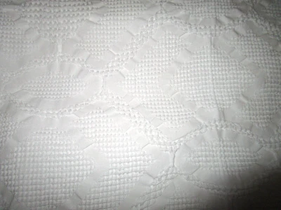 2 Tommy Bahama white raised textured front throw pillow covers 20"x25" - Image 1 of 4