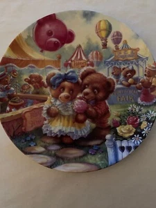 Crestley Collection - Collectible Plate - Just The Two Of Us - Picture 1 of 3