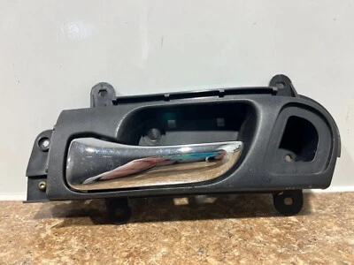 Honda Accord 2004 2 puertas lado izquierdo conductor interior manija de puerta Foto 1 de 2