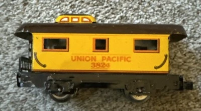 Vintage Marx Union Pacific #3824 Caboose 4 Wheel O Gauge - Image 1 of 4