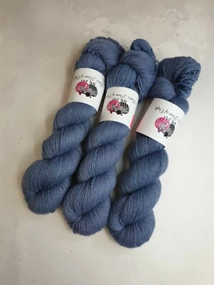 Merino- Und Baby-Kamel-Garn, 4-Fädig, Fingering, 100g, BLUEBERRY - Bild 1 von 4