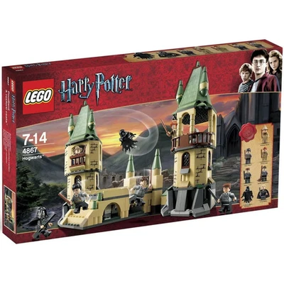 LEGO [Harry Potter] - Hogwarts (4867) - Image 1 of 4