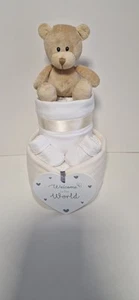 Neutral Baby Gift Hamper Nappy Cake Baby Shower Gift - Picture 1 of 7