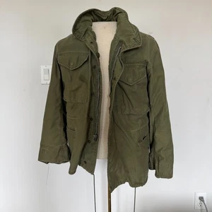 Chaqueta Militar de Colección EE. UU. Para Hombres S M65 Chaqueta de Campo OG 107 60s 70s Vietnam Rara DEFECTUOSA - Imagen 1 de 7