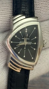 Hamilton Ventura H242111 Quarzuhr schwarzes Zifferblatt Edelstahlgehäuse Lederband - Bild 1 von 12