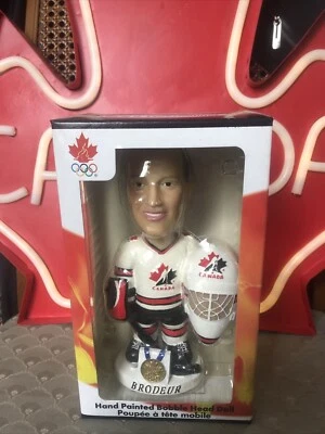 Equipo de hockey de los Juegos Olímpicos 2002 Canadá Bobblehead con caja Bobble Dobbles Martin Brodeur Foto 1 de 2