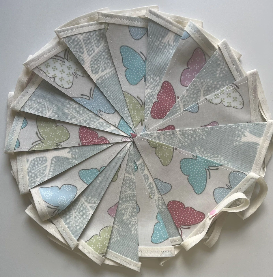 Bunting de tela de aceite hecha a mano - mariposas jardín/hogar - 5 metros doble cara Foto 1 de 4