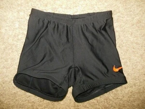 Nike Dri Fit Woman XS 0/2 Black Short Performance Pull On Inside Drawstring EUC - Picture 1 of 2