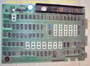 Commodore CBM 8032 mother board missing chips, No tested, Sold asis. - Afbeelding 1 van 2