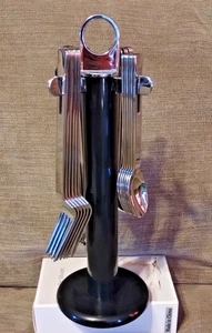 Mikasa MIS28 24 Piece Hanging 18-10 Stainless Flatware Set - Korea Vintage - Picture 1 of 10