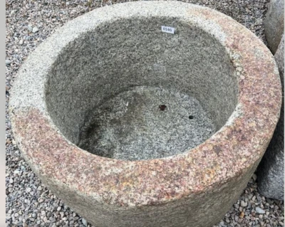 Wassergrand Runder Granittrog Steintrog Wassertrog Natursteingrand Brunnen - Bild 1 von 2