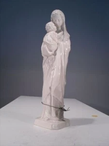 +# A000415 Goebel Archiv Muster Heilige Madonna mit Kind HM145 Plombe Sacrart - Picture 1 of 1