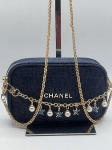 Chanel VIP Limited Edition Navy Pouch Bag Case Shoulder Bag Crossbody+Charms - Picture 1 of 3